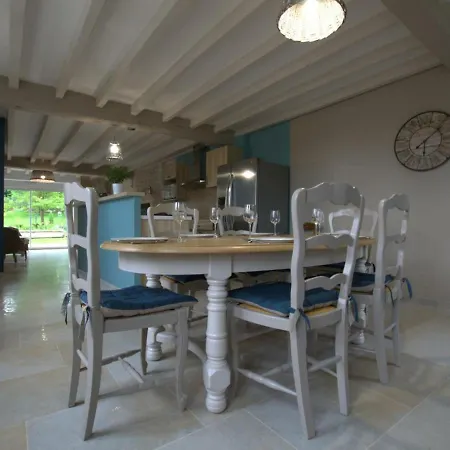 Hébergement de vacances Balnot-sur-laignes, 4 Pièces, 7 Personnes - Fr-1-543-182