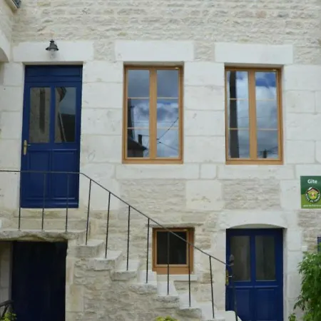 Hébergement de vacances Balnot-sur-laignes, 4 Pièces, 7 Personnes - Fr-1-543-182 *
